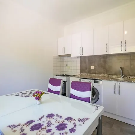 Apartment Modern Flat Near Public Transportation In Kemer *